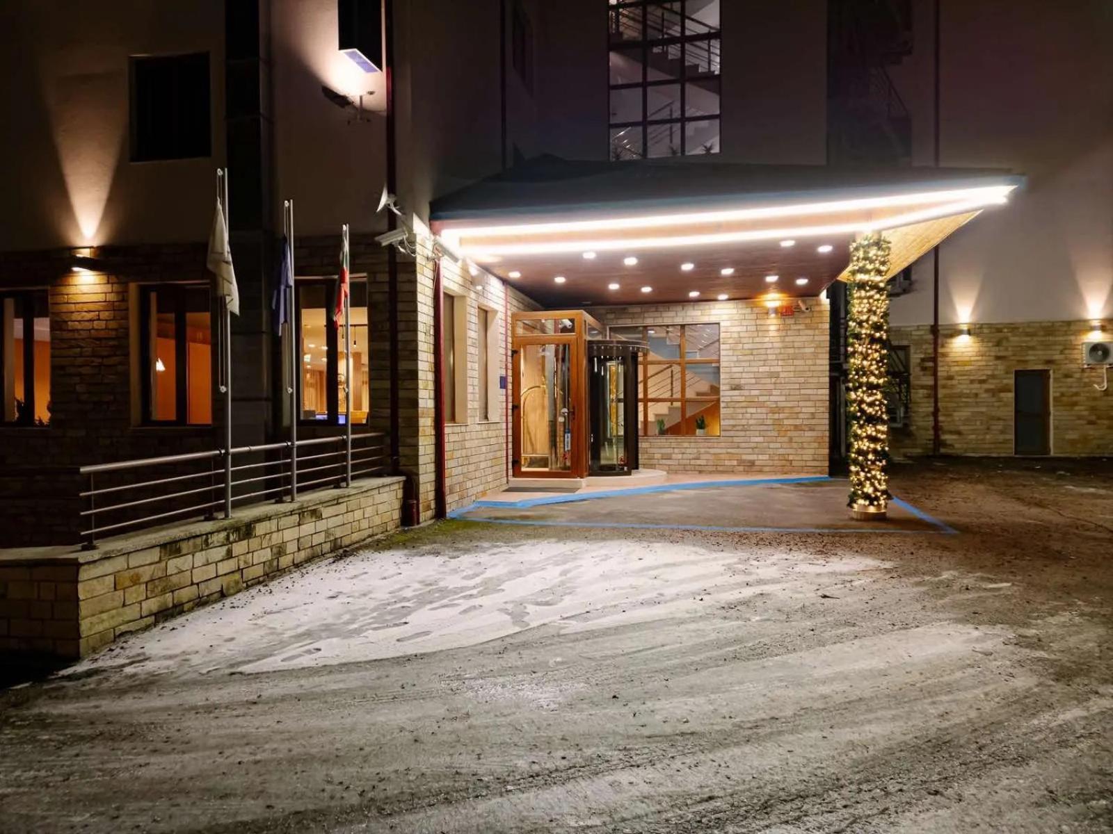The Lodge Hotel Borowez Exterior foto